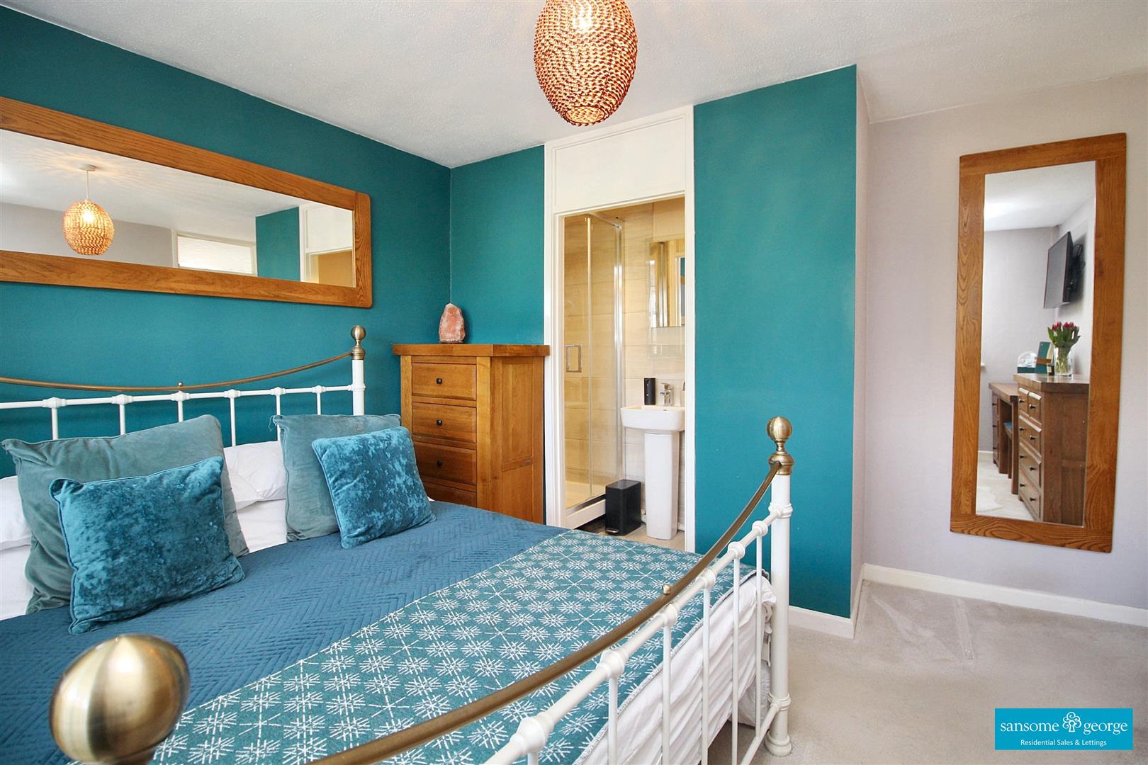 Larissa Close, Tilehurst, Reading